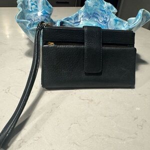 Hobo Black Leather Wristlet Wallet | Early 2000s